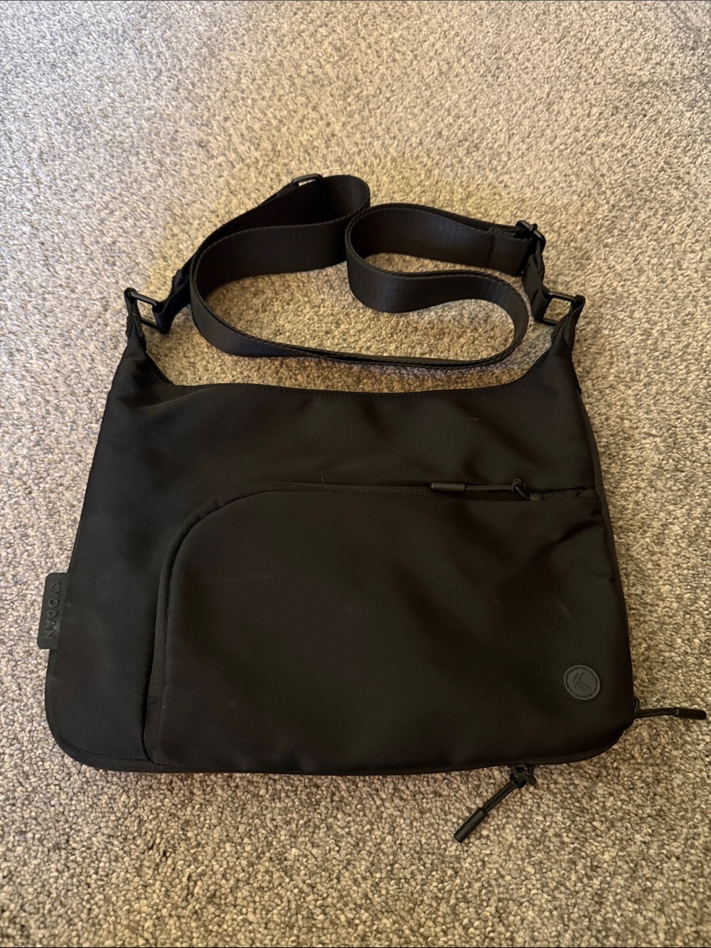 Kyodan purse in black